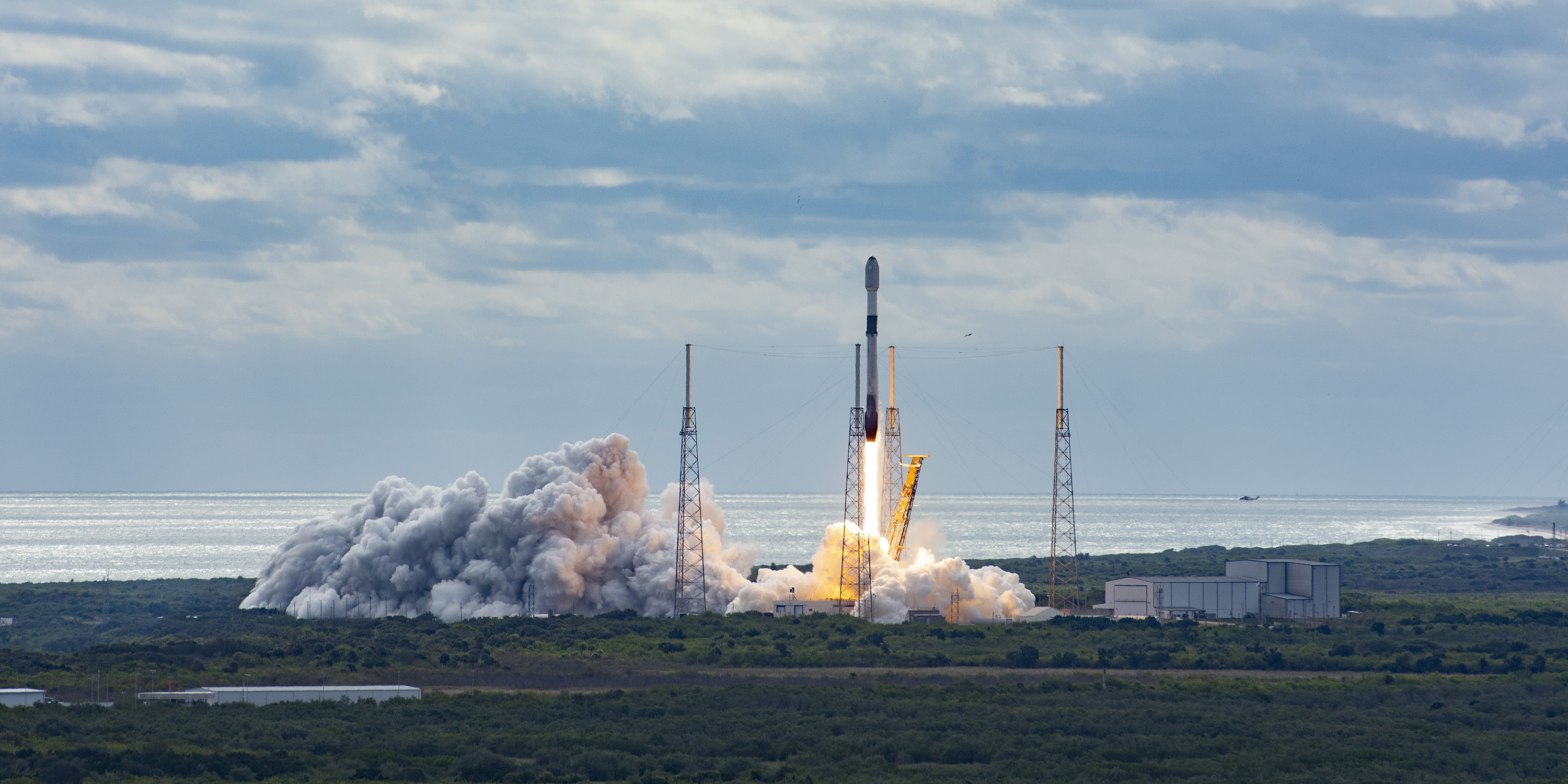 Falcon 9 during liftoff