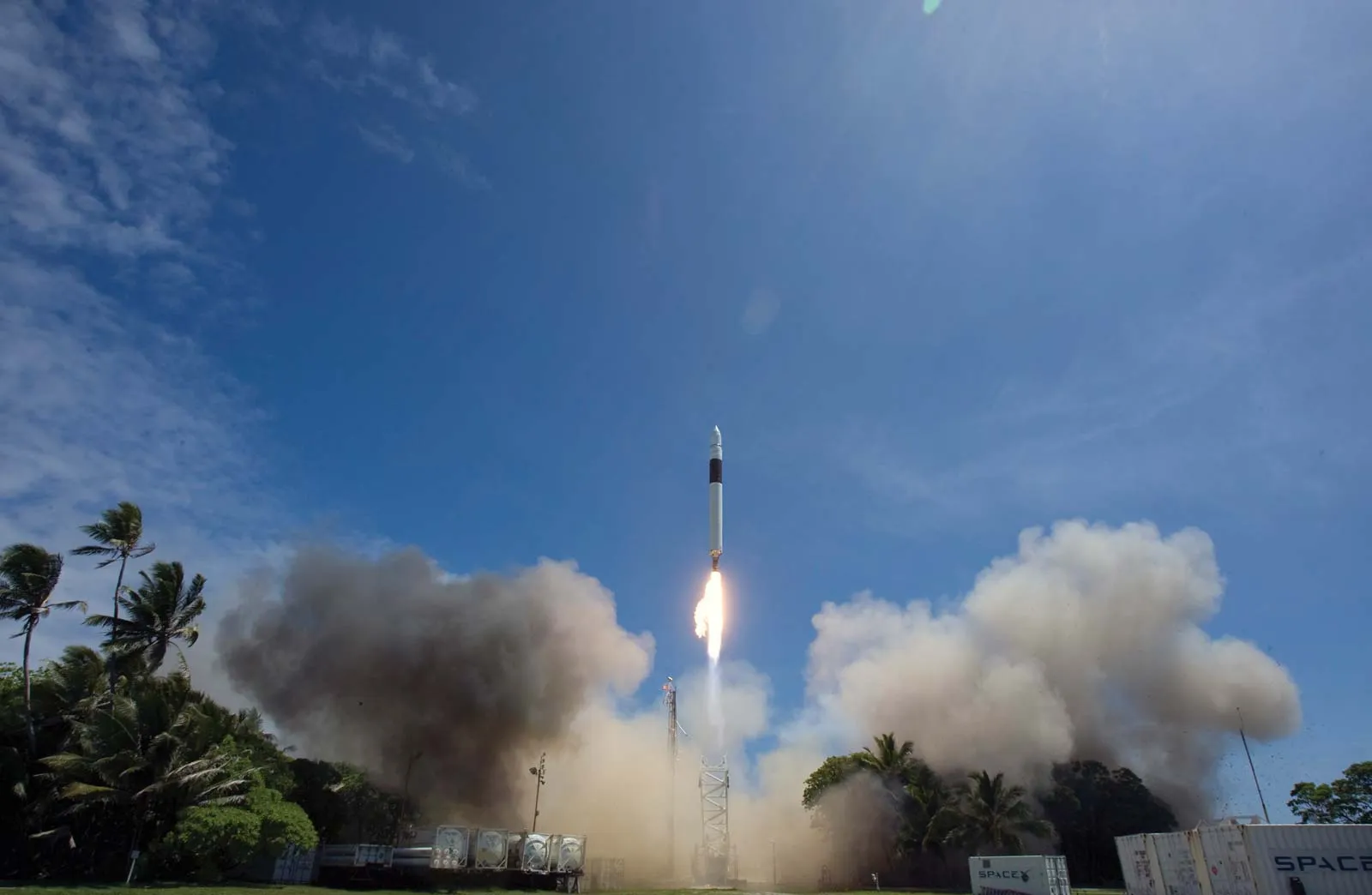Falcon 9 during liftoff